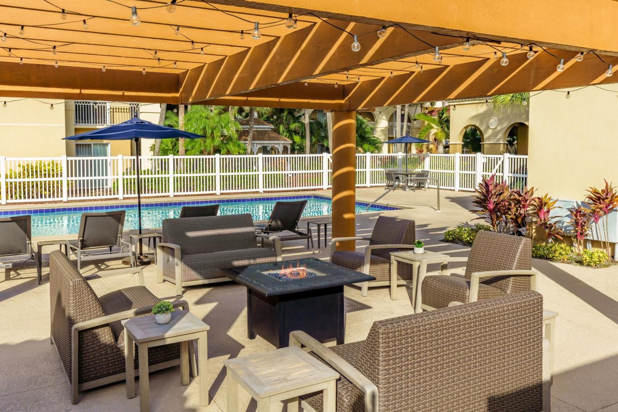 Courtyard By Marriott Fort Lauderdale North/Cypress Creek Ξενοδοχείο Εξωτερικό φωτογραφία