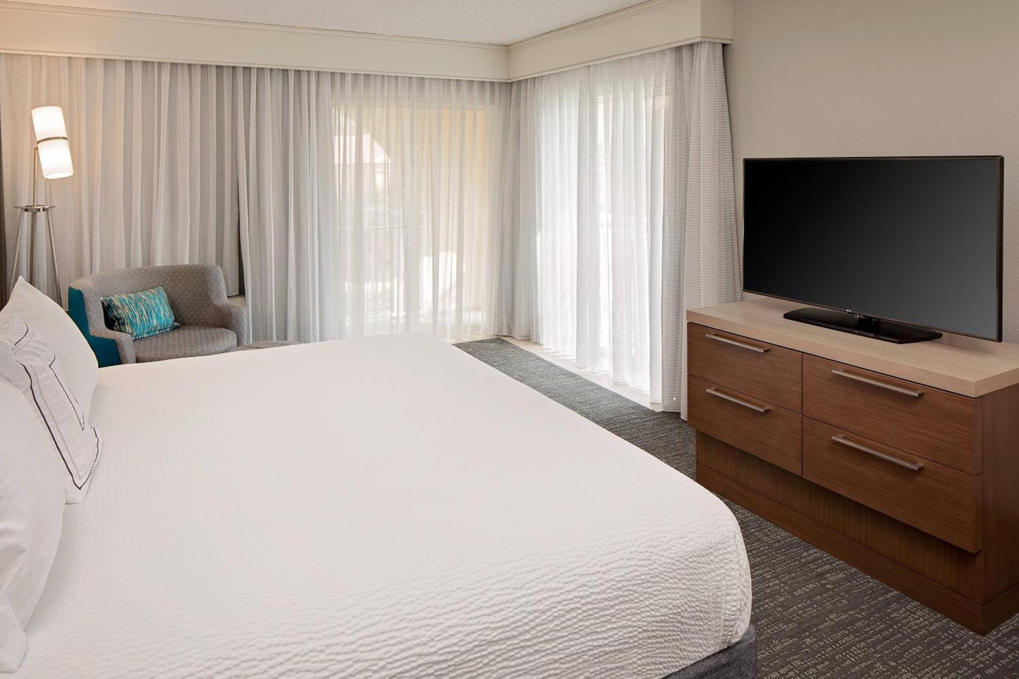 Courtyard By Marriott Fort Lauderdale North/Cypress Creek Εξωτερικό φωτογραφία
