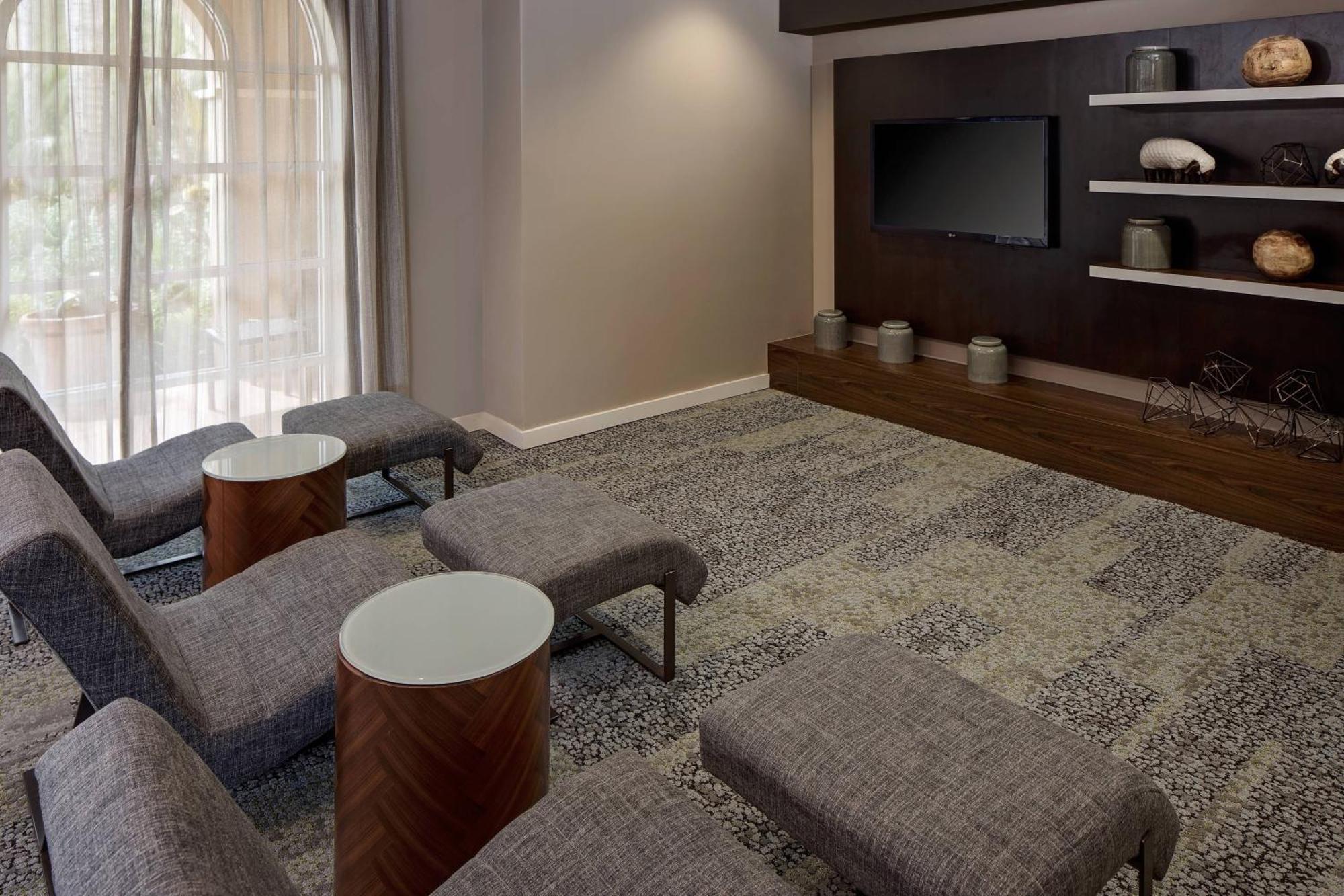 Courtyard By Marriott Fort Lauderdale North/Cypress Creek Εξωτερικό φωτογραφία