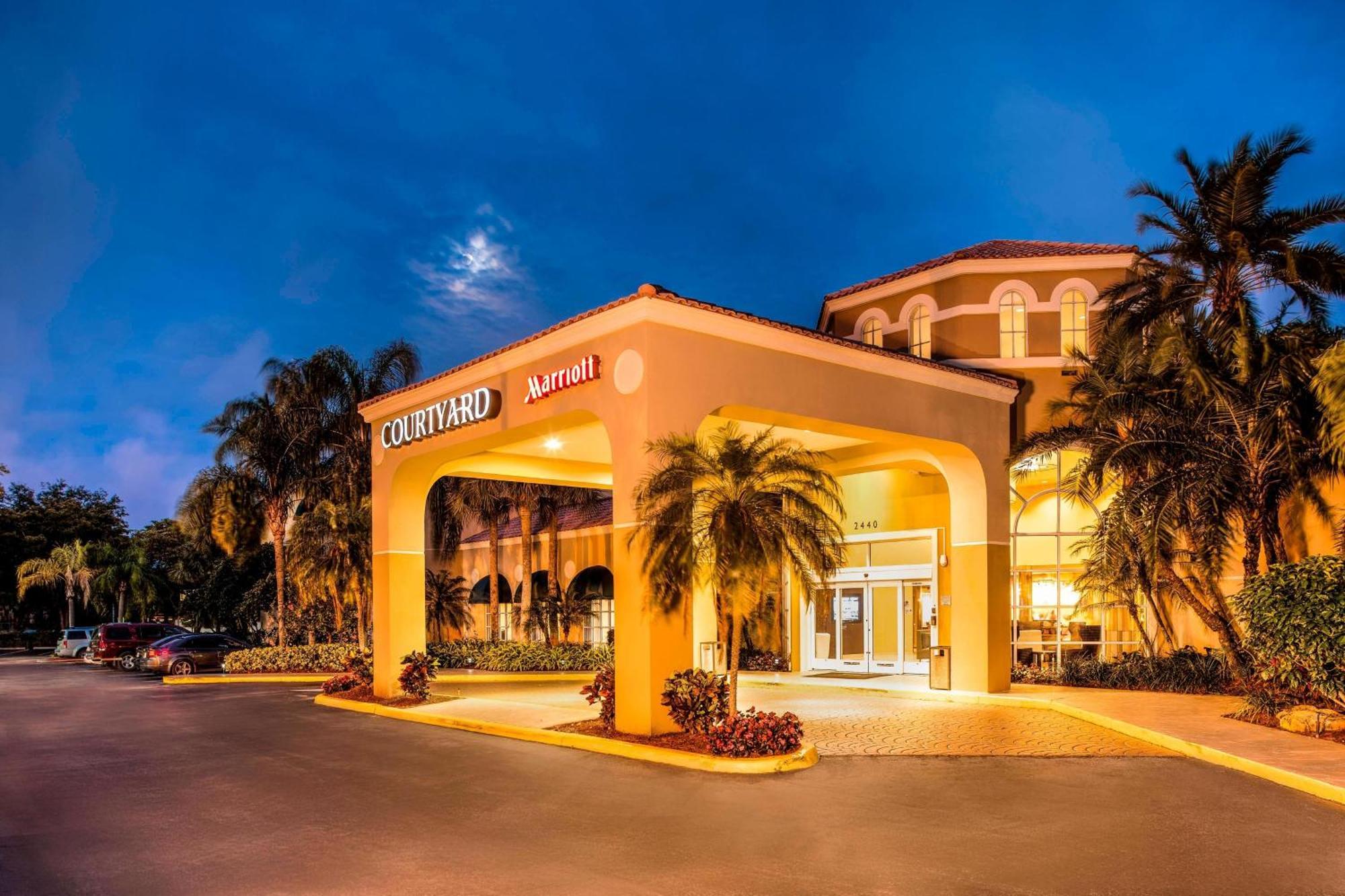 Courtyard By Marriott Fort Lauderdale North/Cypress Creek Εξωτερικό φωτογραφία