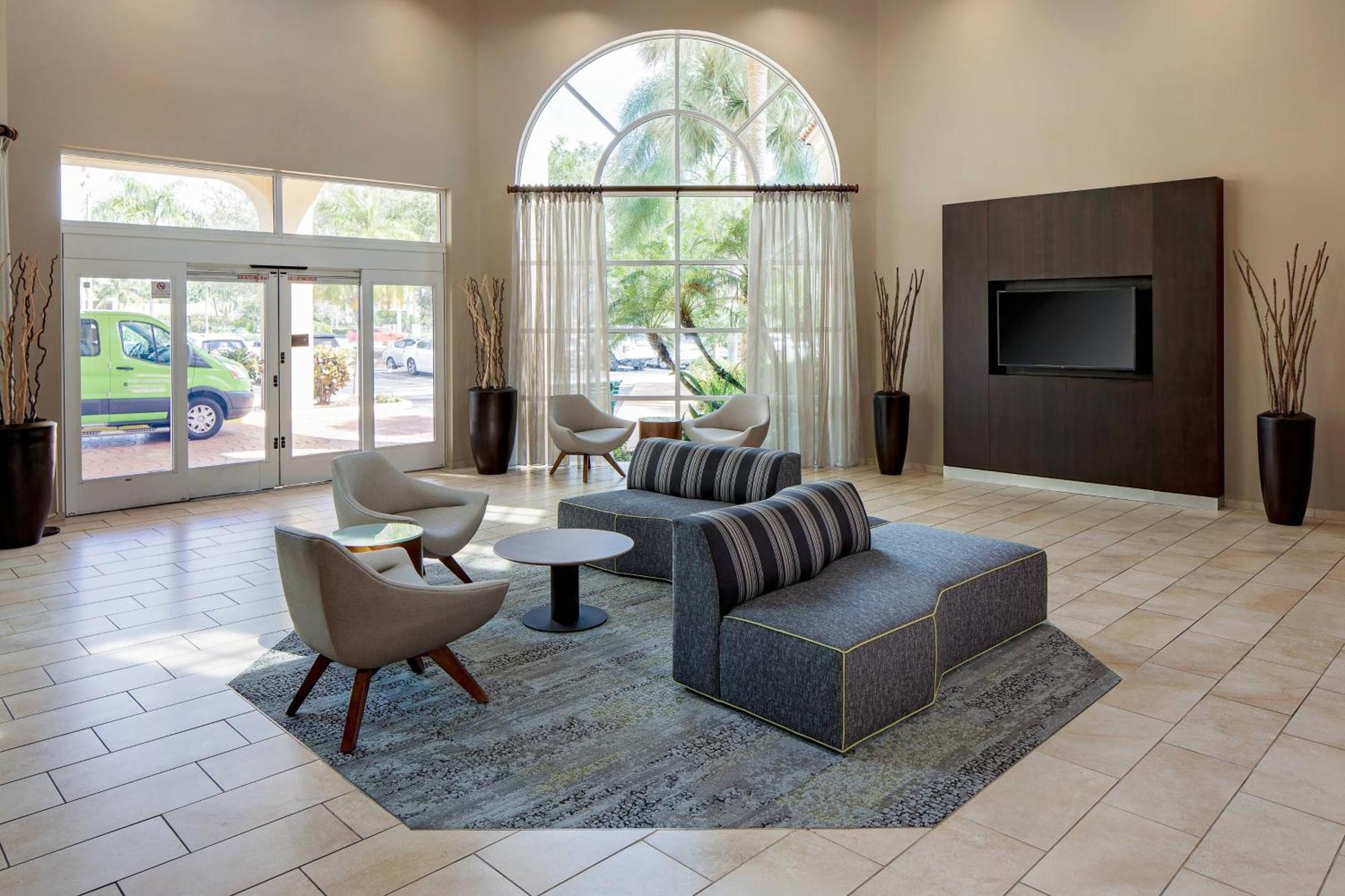 Courtyard By Marriott Fort Lauderdale North/Cypress Creek Εξωτερικό φωτογραφία