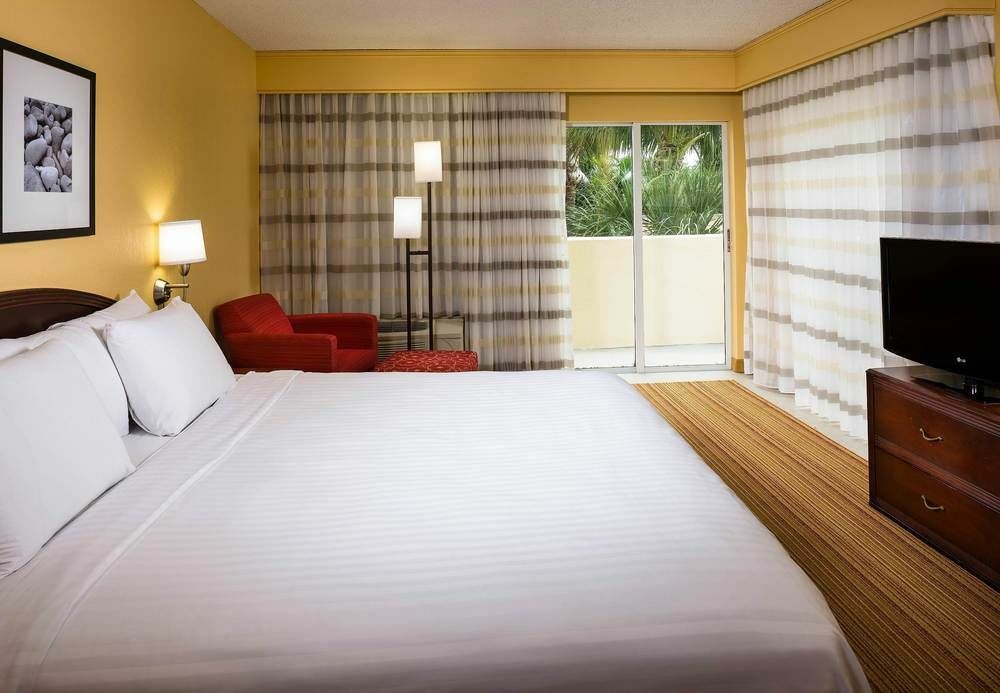 Courtyard By Marriott Fort Lauderdale North/Cypress Creek Εξωτερικό φωτογραφία