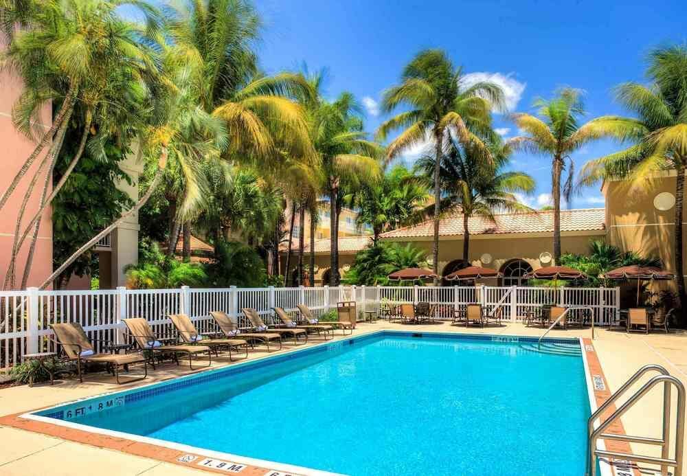 Courtyard By Marriott Fort Lauderdale North/Cypress Creek Ξενοδοχείο Εξωτερικό φωτογραφία