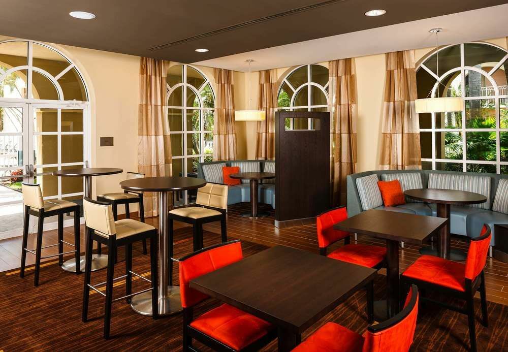 Courtyard By Marriott Fort Lauderdale North/Cypress Creek Εξωτερικό φωτογραφία